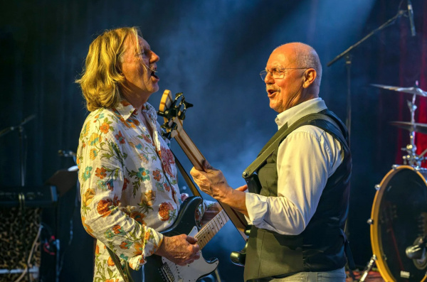 Slowhand – The Eric Clapton Tribute